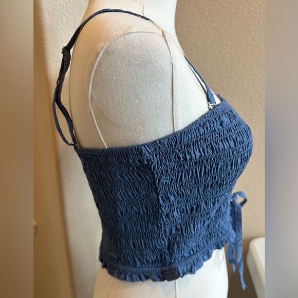 American Eagle Women Size Medium Blue Smocked Lace Up Adjustable Strap Crop Top - Picture 6 of 13